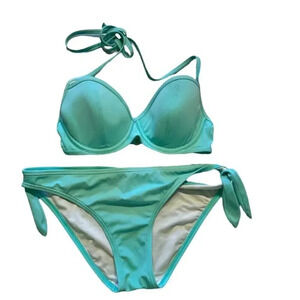 Victoria's secret bikini ocean blue top 32D bottom size Medium